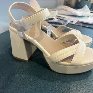 Torrid white/ cream heels size 10 (never worn) wide fit